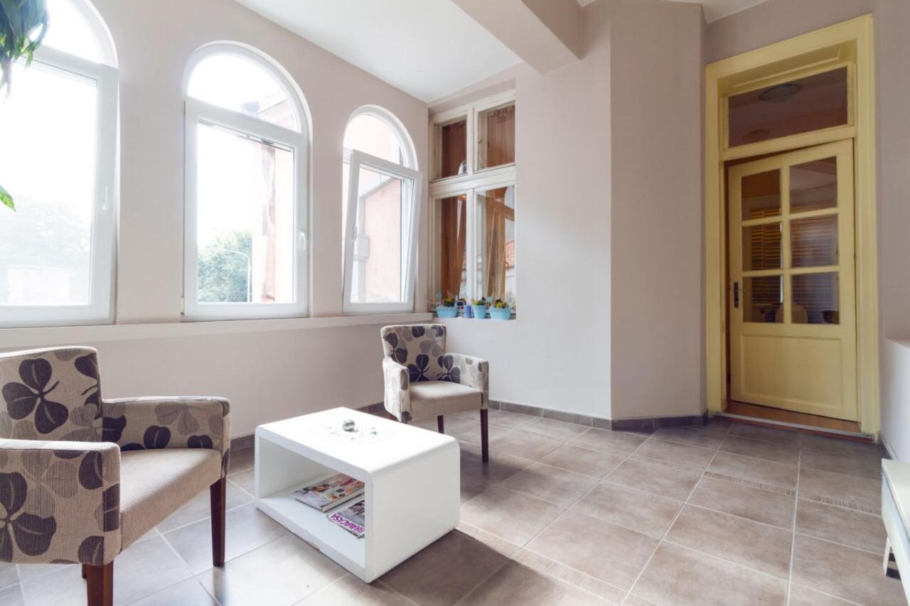 Apartment Sofija Ni Εξωτερικό φωτογραφία